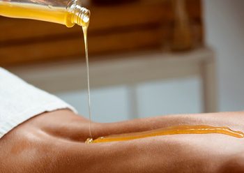 СЕРТИФИКАТ НА МЕДОВО-МОДЕЛИРУЮЩИЙ МАССАЖ